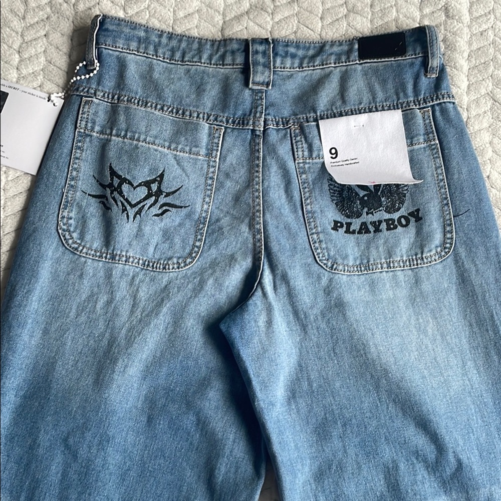 Playboy Women's Blue Graphic Baggy Jeans Sz 9 - Picture 9 of 12